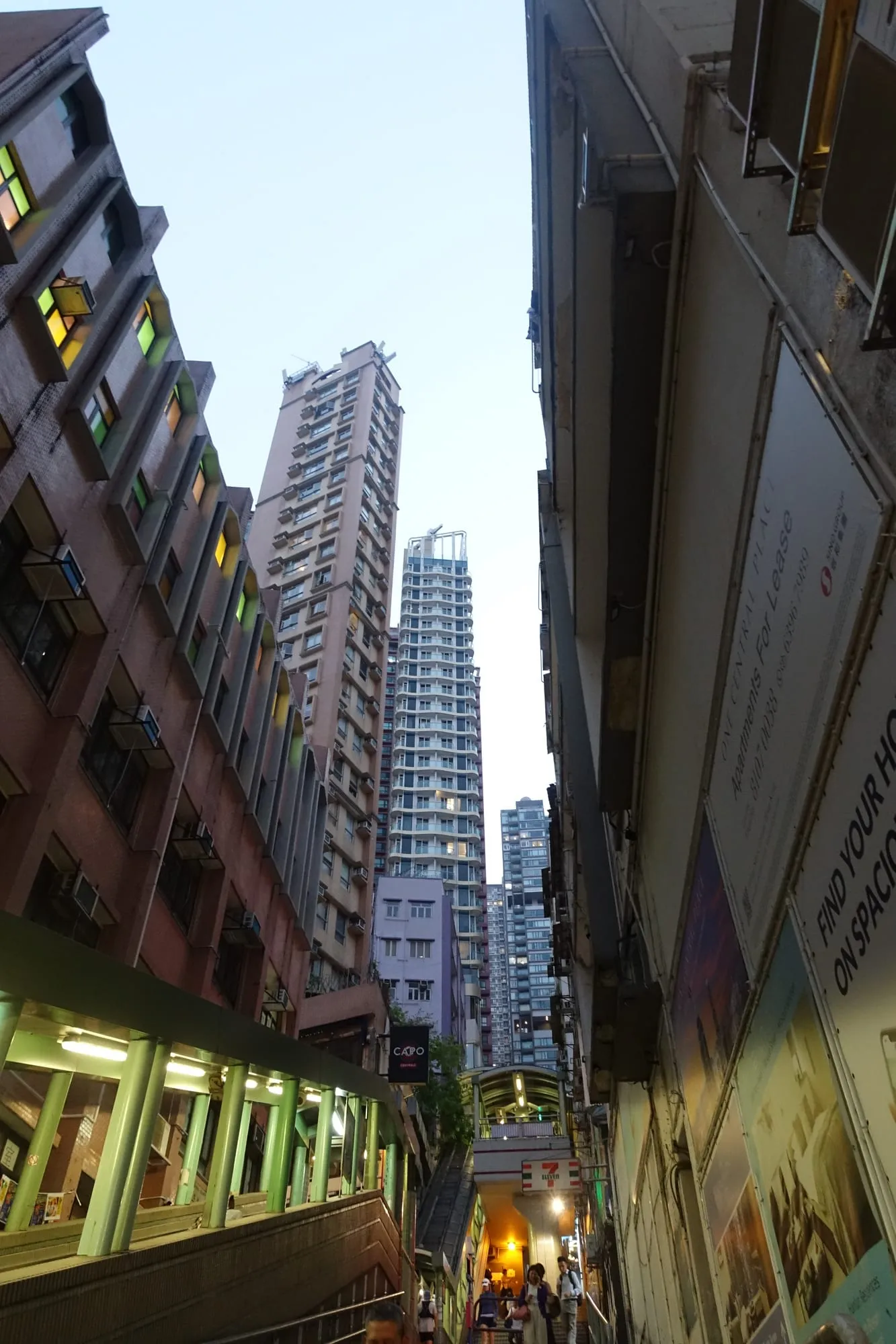 센트럴 마켓, 미드레벨
에스컬레이터